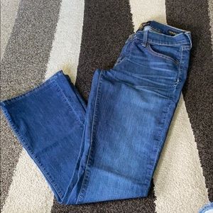 Women’s lucky jeans size 6/28 boot cut